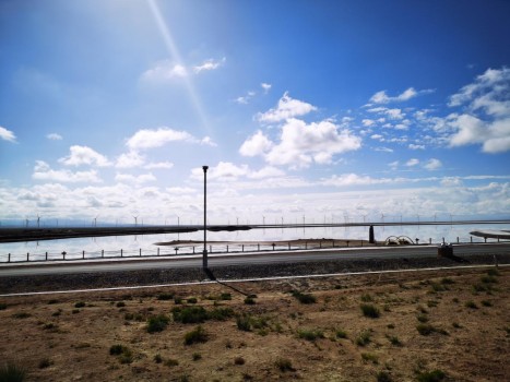 去茶卡天空壹号，逃离这夏日极恶都市