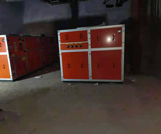 AQUA爱克除湿热泵入驻体育中心，让你无惧高温安全畅游