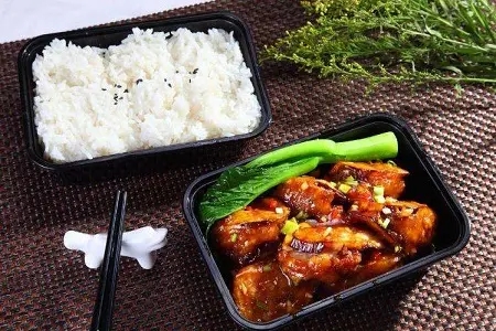 代理餐饮项目好不好？代理餐饮能挣到钱吗？