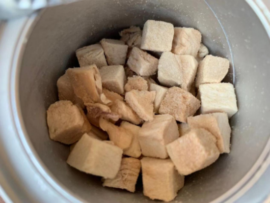 100%鲜肉制作，麦富迪零食冻干没有猫猫可以拒绝！
