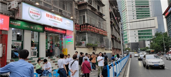 一个加盟商，为什么在一个城市8个月开出5家“晓彭”？