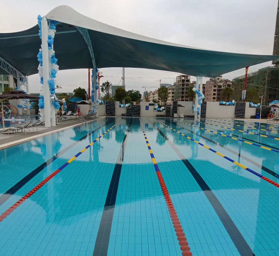 AQUA爱克空气源热泵节能环保，助力水上乐园打造恒温泳池