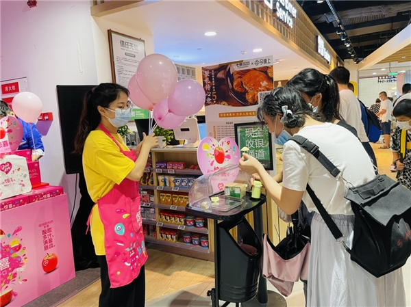 品味惊喜每一口——鑫荣懋携手七鲜举办Pink Lady苹果品鉴会
