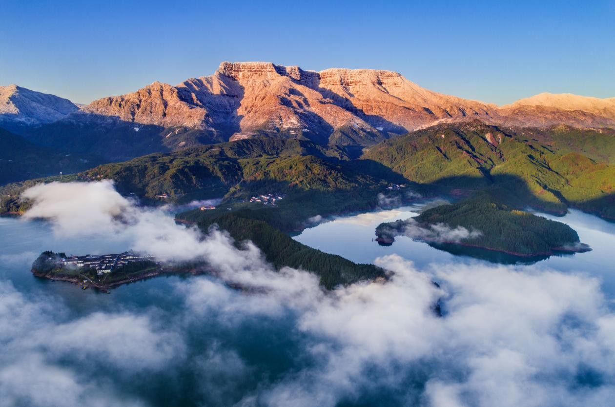 官宣！三大野生萌宠空降，燃情开启瓦屋山最萌冰雪嘉年华！