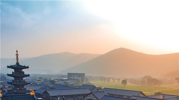 讲好中华文化故事，打造世界旅游标杆 拈花湾文旅喜获2021“文旅好品牌”优质案例大奖