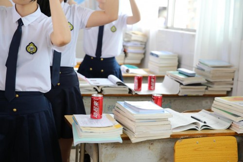 学生饮料哪家强？首选太阳神动起来生物健饮料