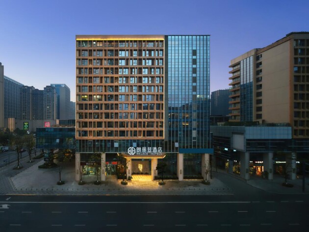 朗丽兹酒店西南首家店在成都盛大开业