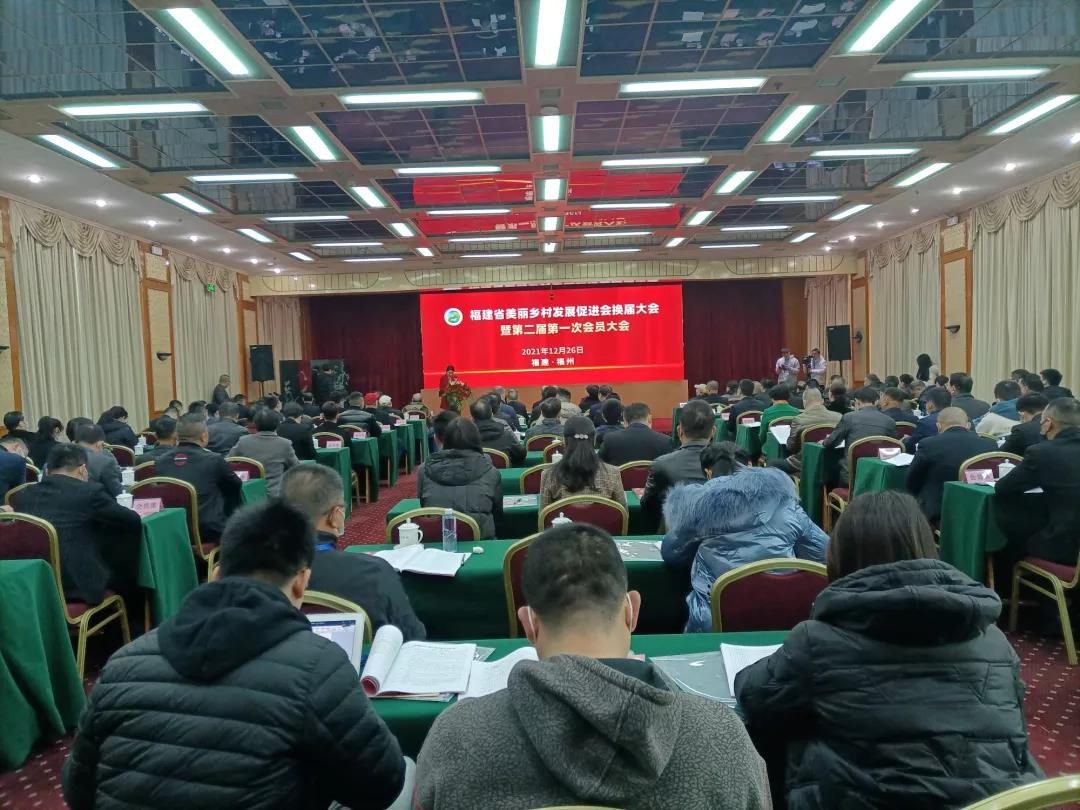 黄金酱酒联合上海市近万台出租车助力品牌宣传