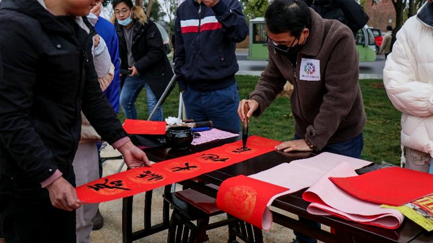 吉州窑景区千灯嘉年华新春活动 释放吉安文旅市场新潜力