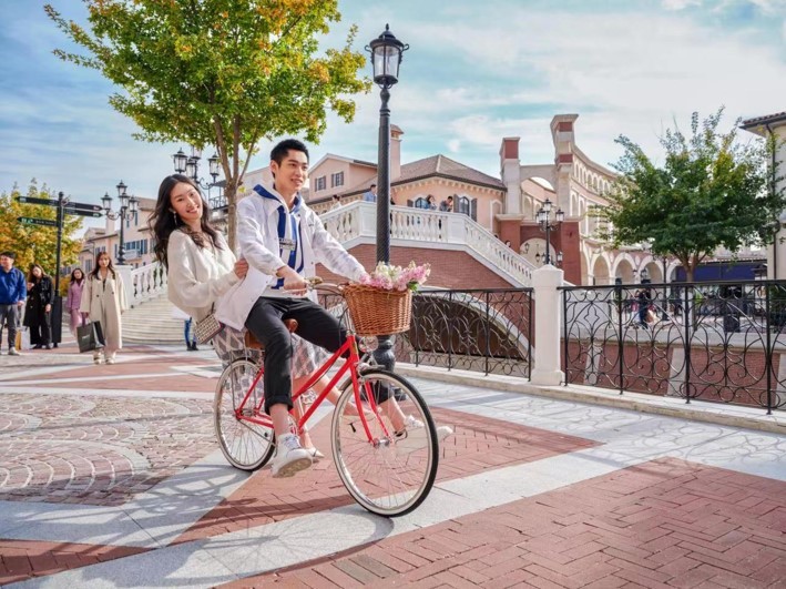 成都佛罗伦萨小镇见证你的浪漫一刻，多种活动享不停