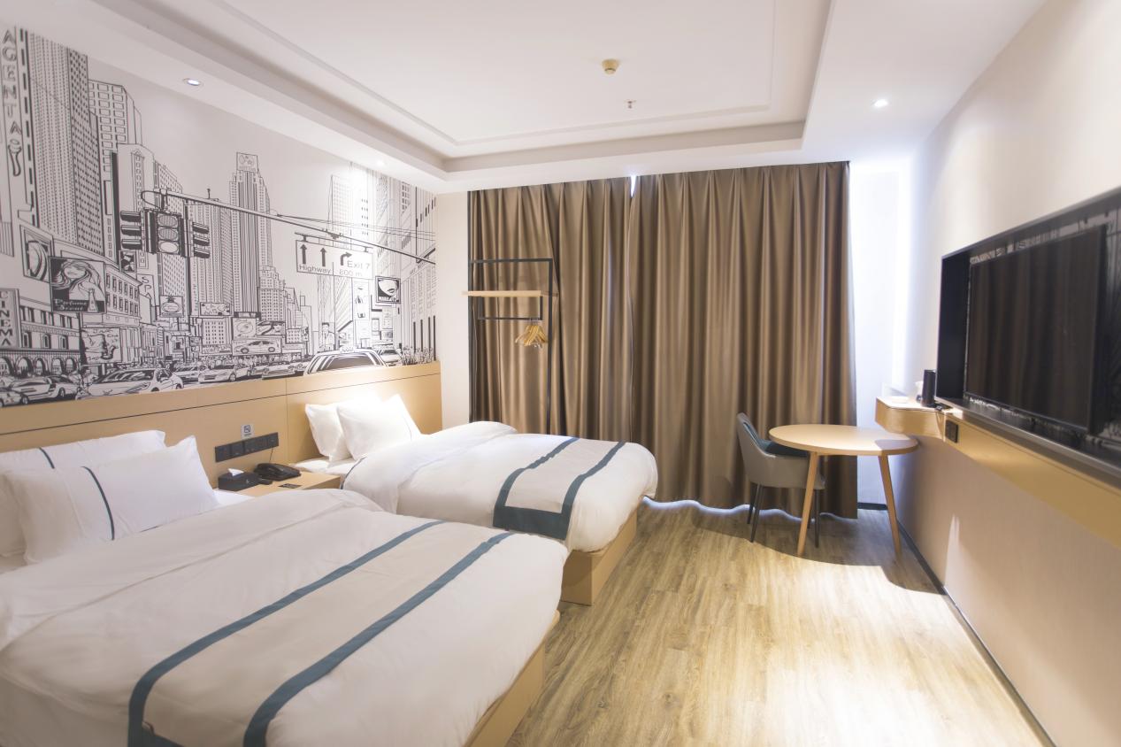 城市便捷酒店下沉深耕，与鹰潭文化共舞