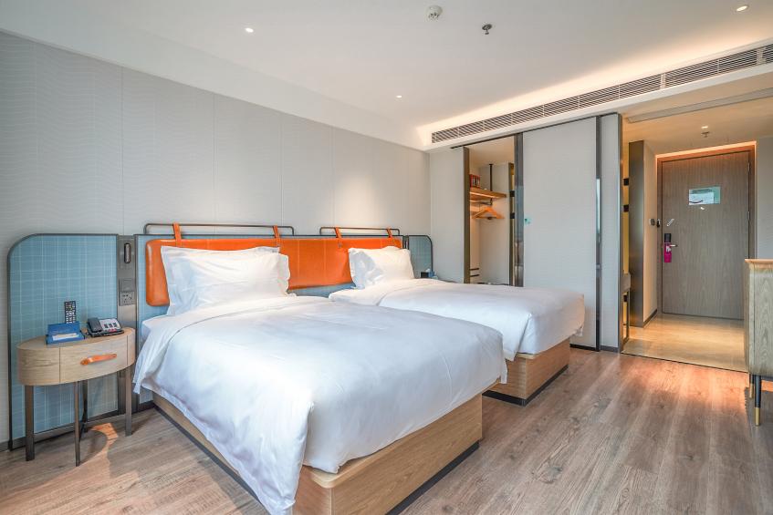 宜尚酒店都江堰首店落户古城区，饱览一城山水