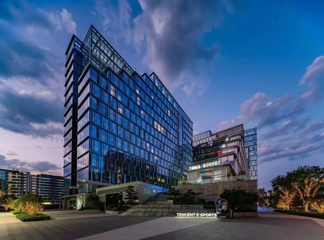 竞鹅酒店首店开幕，睿沃科技提供智慧入住技术支持