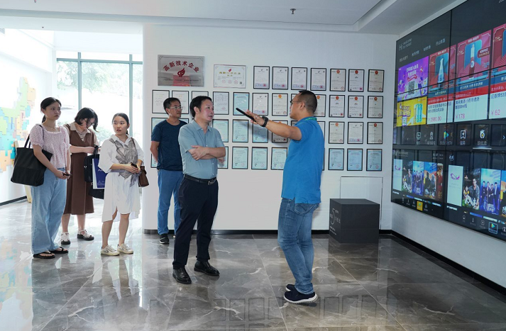 行业快讯 | 华工数字乡村与文旅实验室与携旅共探乡村振兴与文旅产业联盟