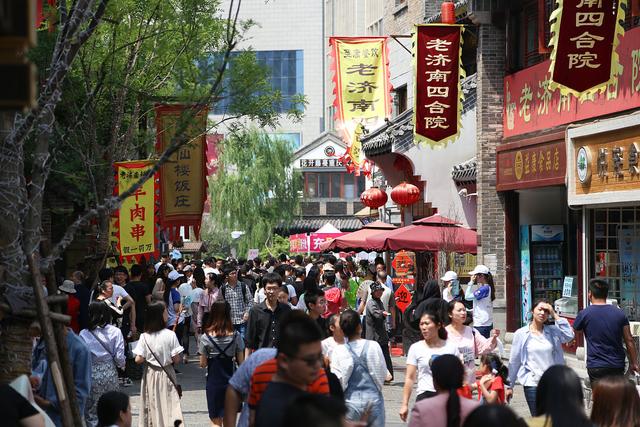 洞察餐饮趋势,做张亮麻辣烫要谋定后动!
