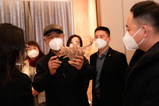 宏昆集团举办宫廷技艺大师公益课，助力高端酒店新品牌 “怡和东方”