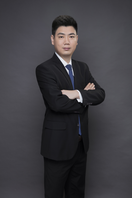 “被资本两度宠幸的创业者”袁阳：电竞酒店的红与黑|大家