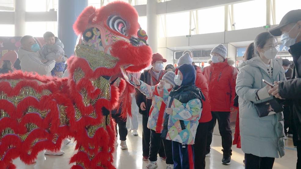 阖家团圆庆元宵，天津极地海洋公园举办暖心公益活动