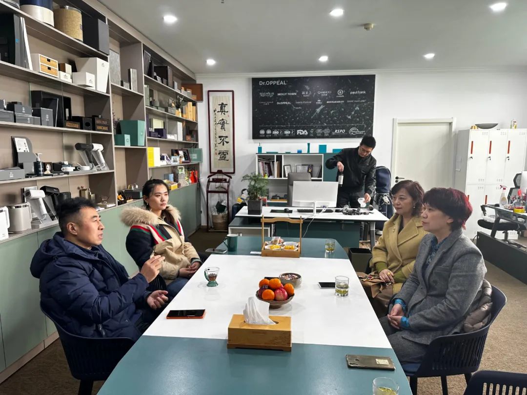 西酒协新春深入市场走访调研