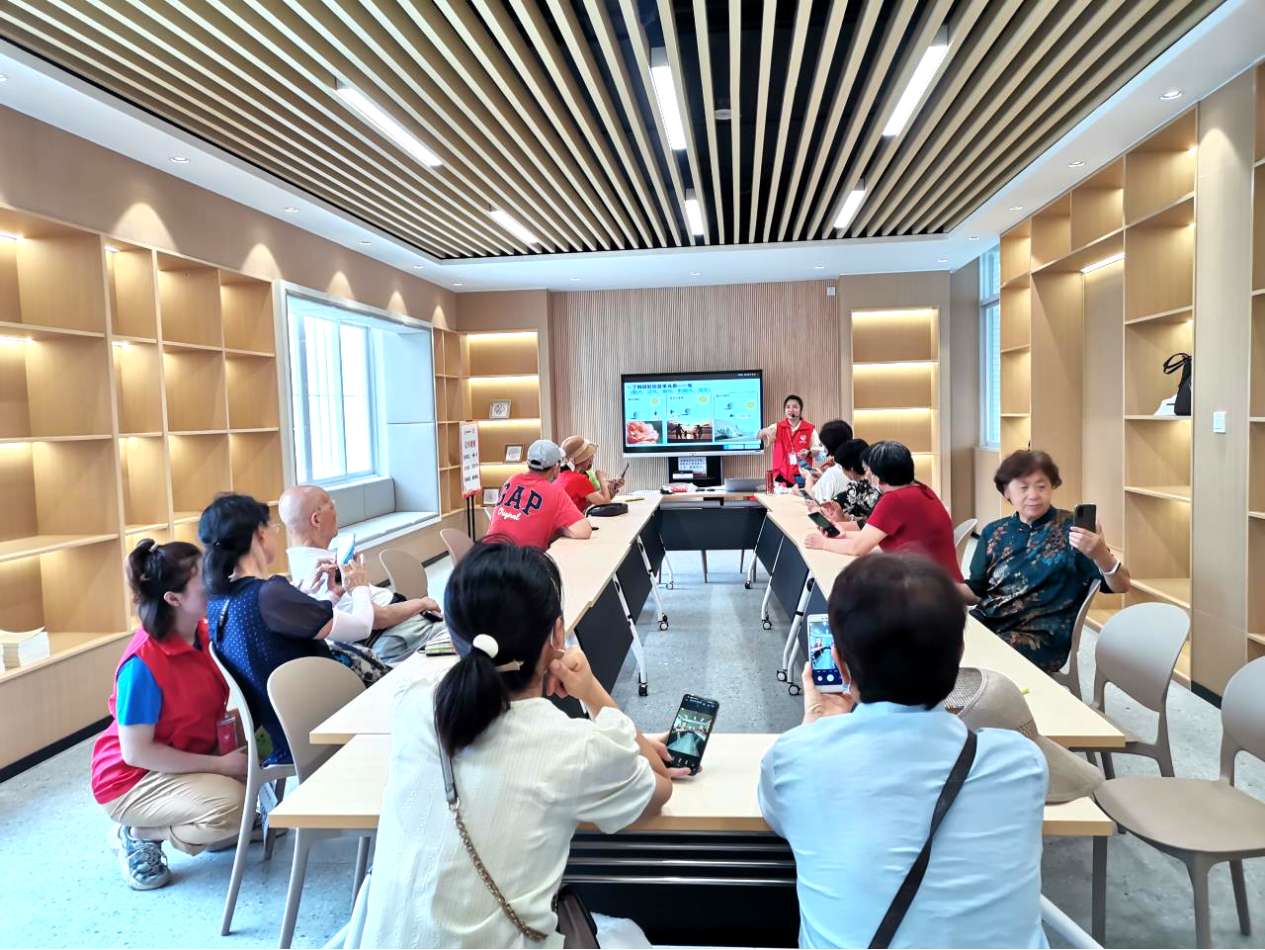 碧桂园服务曹宁钏：坚持“以人为中心”，推动物企不断创新服务