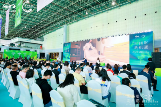 “芯”睡眠 新机遇 | 八益床垫2023新品发布会暨CCTV2《铸造民族品牌，传承工匠精神》品牌盛典