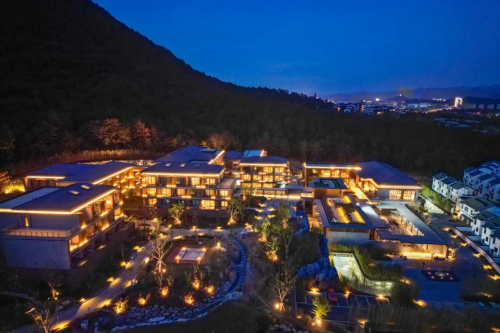 邦奇智能携手安吉首家英迪格酒店，打造旅居度假新玩法