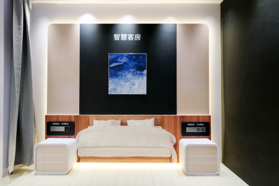 上海国际酒店及商业空间博览会：创维商用“1+2+N”激发旅居体验无限可能