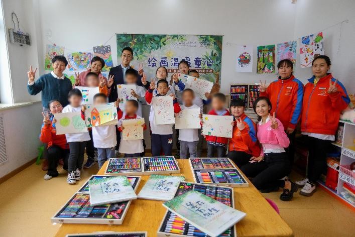 热心青少年公益！业之峰祝孩子们六一节快乐