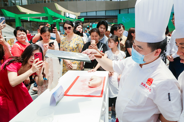 宜宾市：城市购物节走进苏州，邀当地市民一起“品味宜宾”