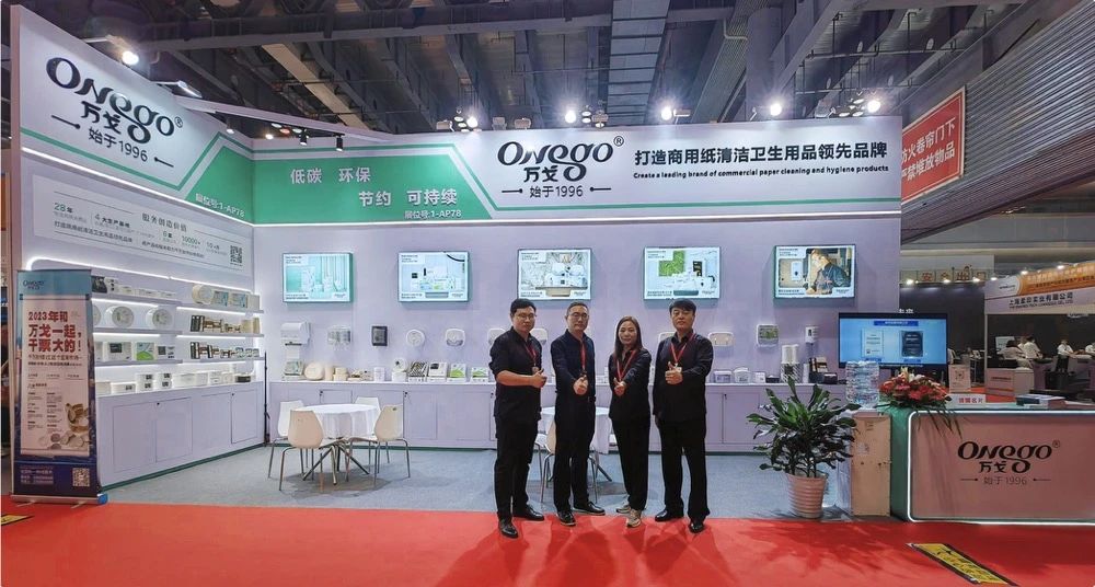 清洁快讯 |人来人往 万戈商用亮相INTERCLEAN CHINA 2023