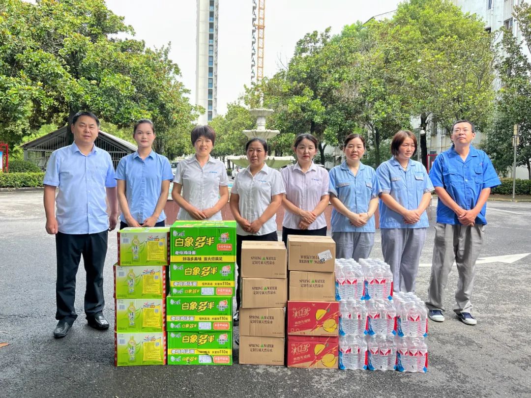 清洁快讯丨新亚集团：领导赴新桥机场等服务一线慰问员工