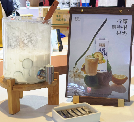 果蔬茶之后，“果蔬+奶”成新风口？多个头部品牌已卖爆
