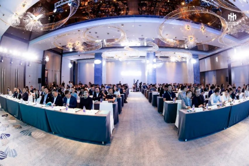 聚星为炬 | 2025中国酒店门墩儿奖榜单璀璨发布