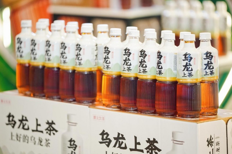 湿热天，东鹏饮料“上茶”上好茶