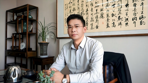 赋能乡村振兴  苏州金龙携手桃花源旅汽刷新“云南印象”