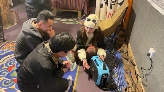 吸氧，或许正在成为高原旅游的“用电一样刚需”